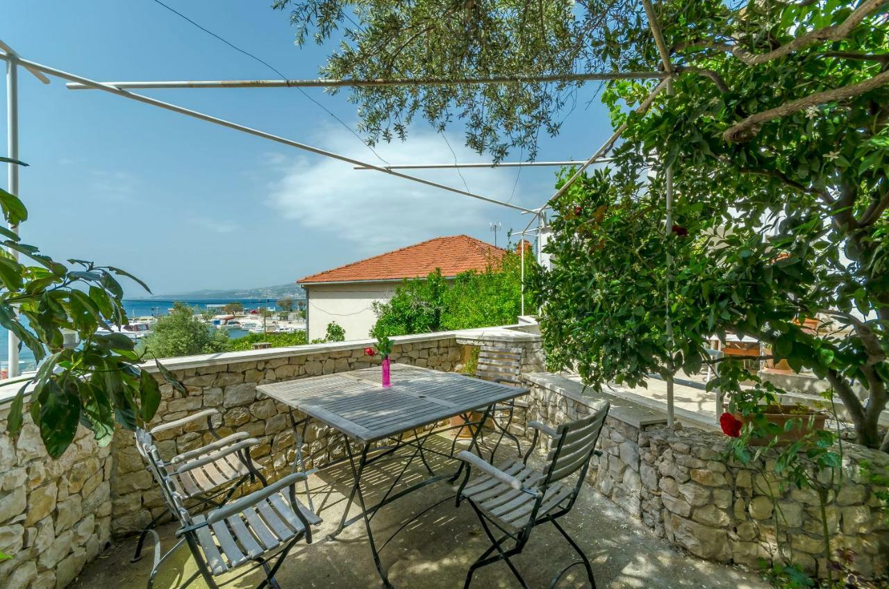 Apartment Dory Trogir Bagian luar foto