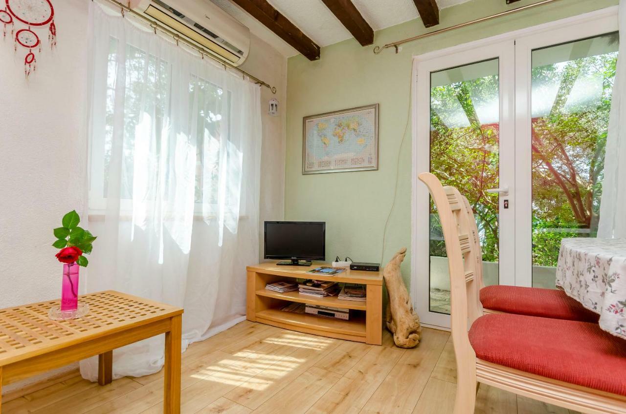 Apartment Dory Trogir Bagian luar foto